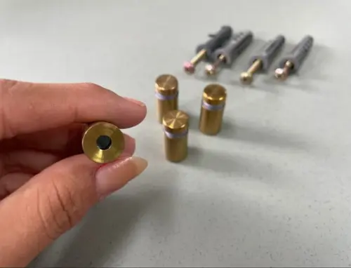 Kit de Parafusos Prolongadores Mini Dourado - 4 Unidades