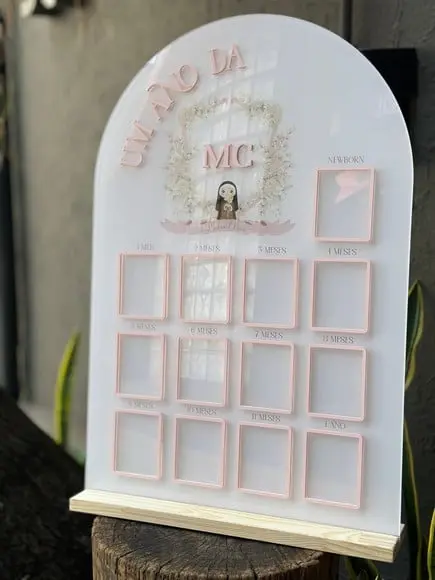 Placa com Sobreposição em Acrílico - 70x47