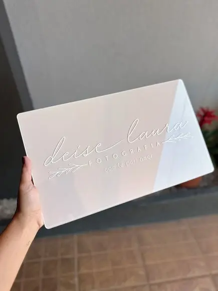 Placa de Comércio Acrílico - Aplicação Adesivo Frontal 40x24