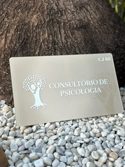 Placa de Comércio Acrílico - Aplicação Adesivo Frontal 40x24