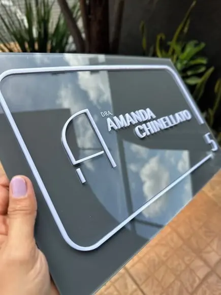 Placa de Comércio com Sobreposição em Acrílico - 40x24