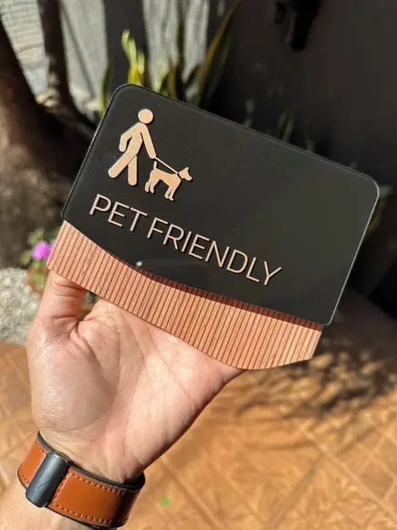 Placa de Id. de Porta em Acrílico - Modelo Ripa