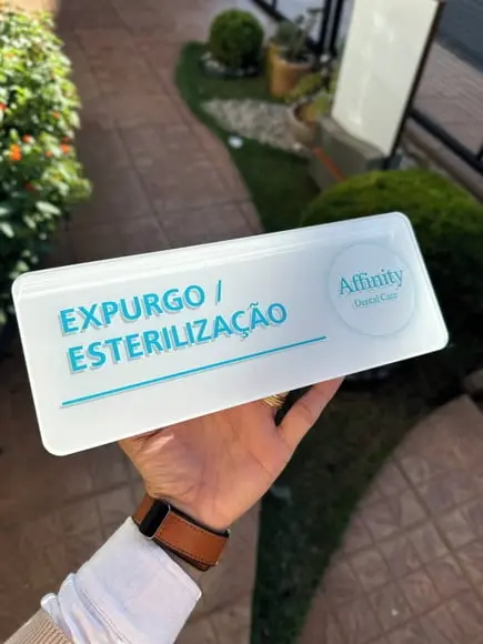 Placa de Identificação -acrílico 26x10