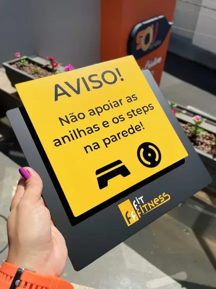 Placa de Identificação de Academia - Modelo Ágata