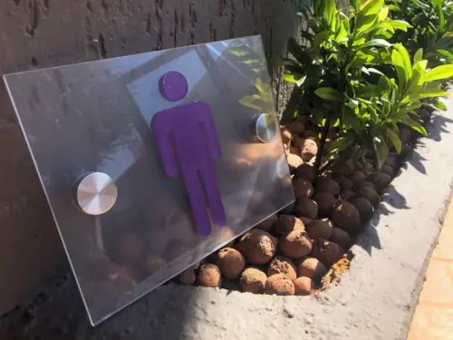 Placa De Identificação De Banheiro Em Acrílico