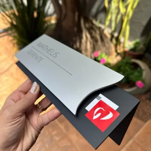 Placa de Identificação de Mesa - Acm com Sobreposição 25x9,5