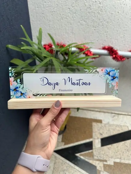 Placa de Identificação de Mesa - mdf e Acrílico 26x6,5