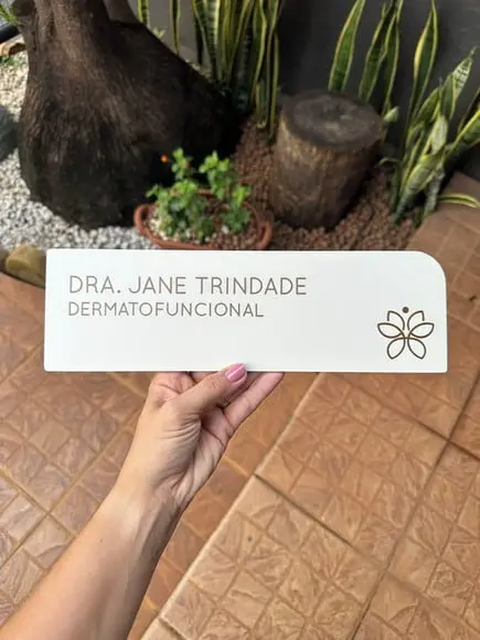 Placa de Identificação de Sala - Caulim 32x10,5