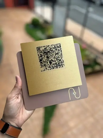 Placa de Identificação de Sala - Modelo Ágata Acm e Acrílico