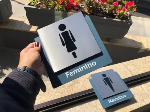 Placa de Identificação de Sala - Modelo Ágata Inox