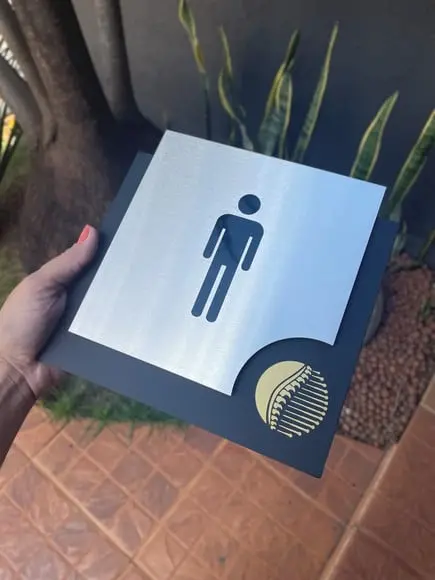 Placa de Identificação de Sala - Modelo Ágata Inox Person