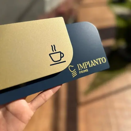 Placa de Identificação de Sala - Modelo Ametista