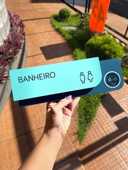 Placa de Identificação de Sala - Modelo Ametista