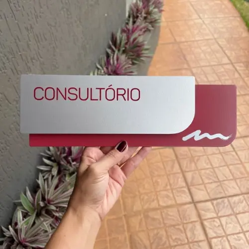 Placa de Identificação de Sala - Modelo Ametista