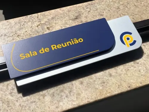 Placa de Identificação de Sala - Modelo Ametista
