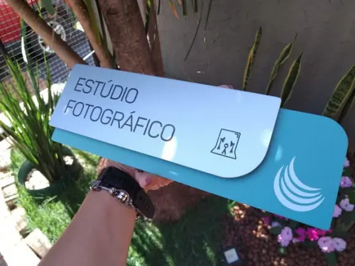 Placa de Identificação de Sala - Modelo Ametista