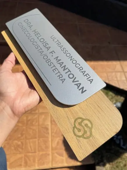 Placa de Identificação de Sala - Modelo Ametista mdf