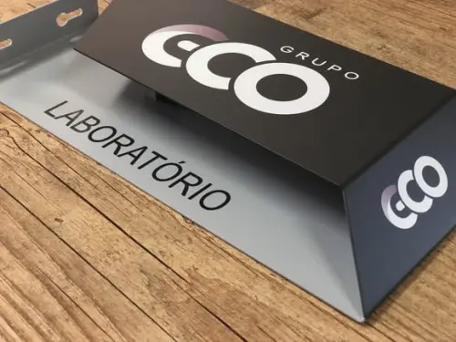 Placa de Identificação de Sala - Modelo Apatita