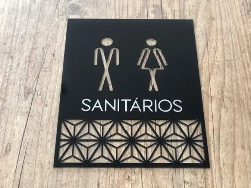 Placa de Identificação de Sala - Modelo Calcedônia