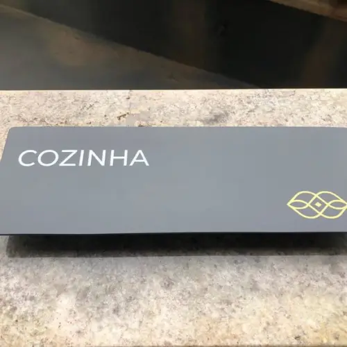 Placa de Identificação de Sala - Modelo Caulim 33x11,5