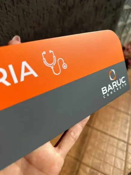 Placa de Identificação de Sala - Modelo Caulim Personalizado