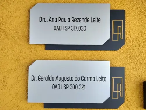 Placa de Identificação de Sala - Modelo Cornalina Maxi