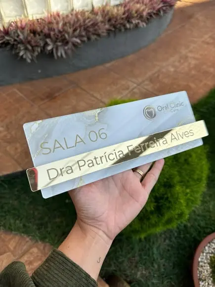 Placa de Identificação de Sala - Modelo Esmeralda