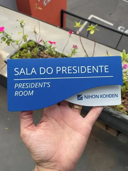 Placa de Identificação de Sala - Modelo Mica 18cm x 8cm