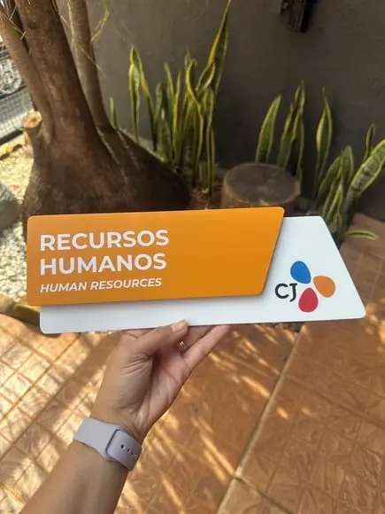 Placa de Identificação de Sala - Modelo Onix