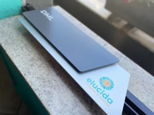 Placa de Identificação de Sala - Modelo Onix