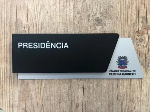 Placa de Identificação de Sala - Modelo Onix
