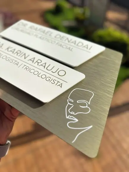 Placa de Identificação de Sala - Modelo Onix Acrílico Dupla