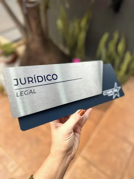 Placa de Identificação de Sala - Modelo Onix Inox