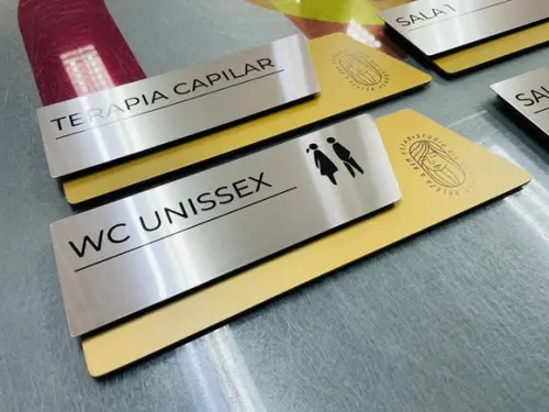 Placa de Identificação de Sala - Modelo Onix Inox