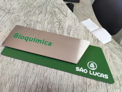 Placa de Identificação de Sala - Modelo Onix Inox
