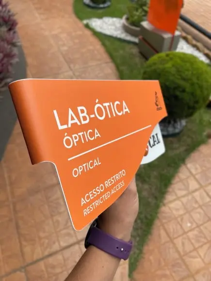 Placa de Identificação de Sala - Modelo Sodalita