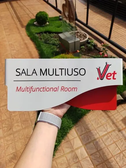 Placa de Identificação de Sala - Modelo Sodalita