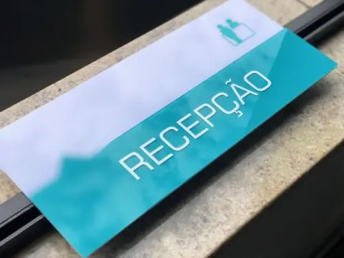 Placa de Identificação de Sala -modelo Granada Personalizado