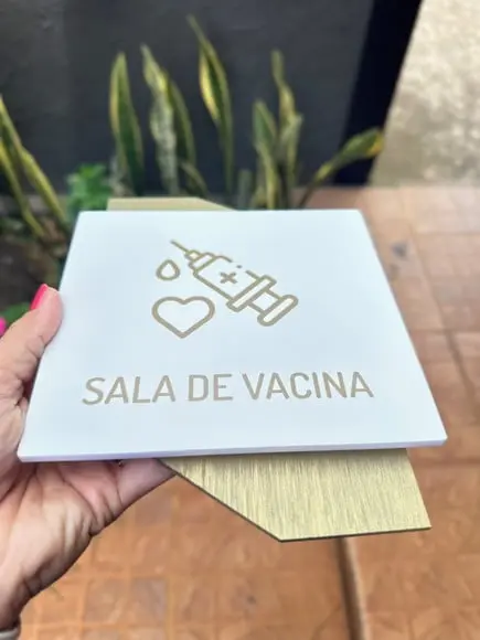 Placa de Identificação de Sala Consultório Modelo Bari 18x14