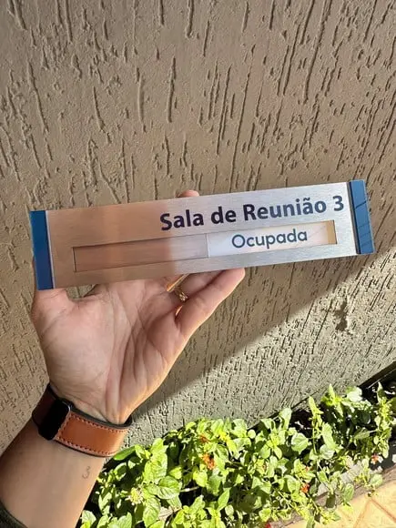 Placa de Identificação de Sala Inox 22x5 + Livre/ocupado