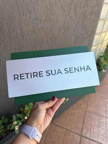 Placa de Identificação de Sala Modelo Topázio 30x17