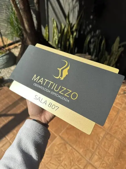 Placa de Identificação de Sala Modelo Topázio Acrílico 30x17