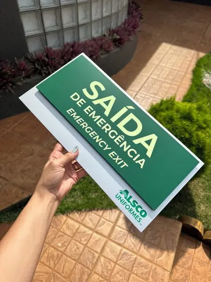 Placa de Identificação Modelo Quartzo 40x20 Fotoluminescente