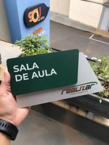 Placa de Sinalização de Sala - Modelo Cianita