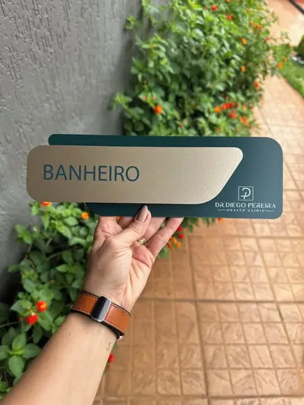 Placa Identificação de Sala - Modelo Adamantium