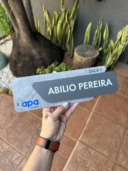 Placa Identificação de Sala - Modelo Adamantium