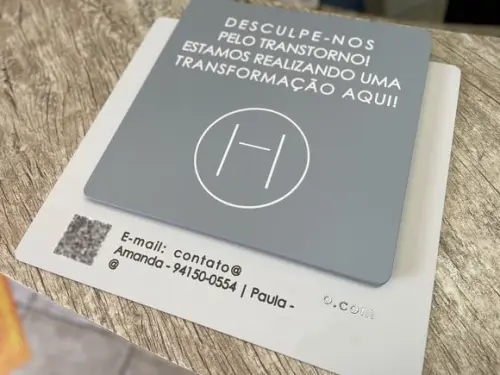 Placa Identificação de Sala - Modelo Ágata 30x30