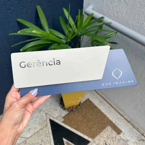 Placa Identificação de Sala - Modelo Onix