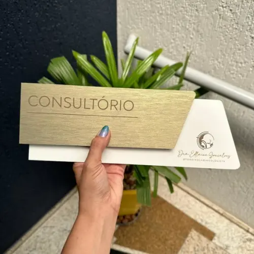Placa Identificação de Sala - Modelo Onix