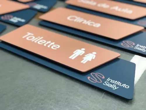 Placas de Identificação de Sala - Modelo Onix